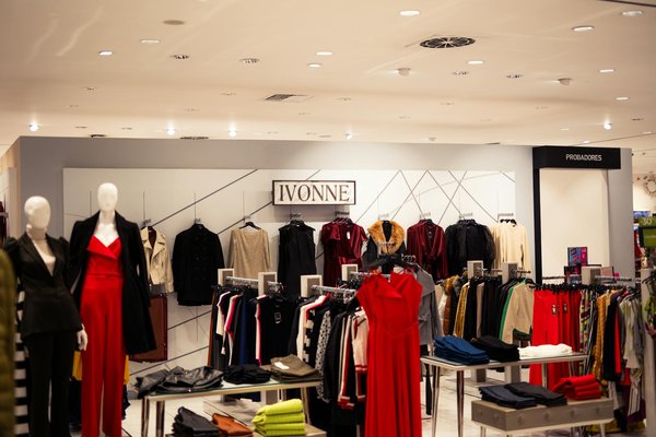 Sac à dos bandoulière femme : l'alliance du style et du confort